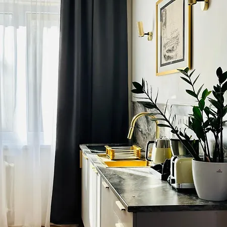 Kiki And Art Apartament *