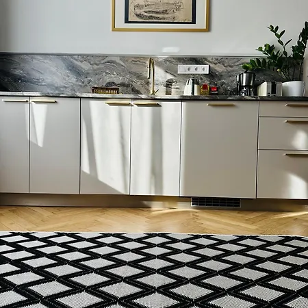 Kiki And Art Apartament *